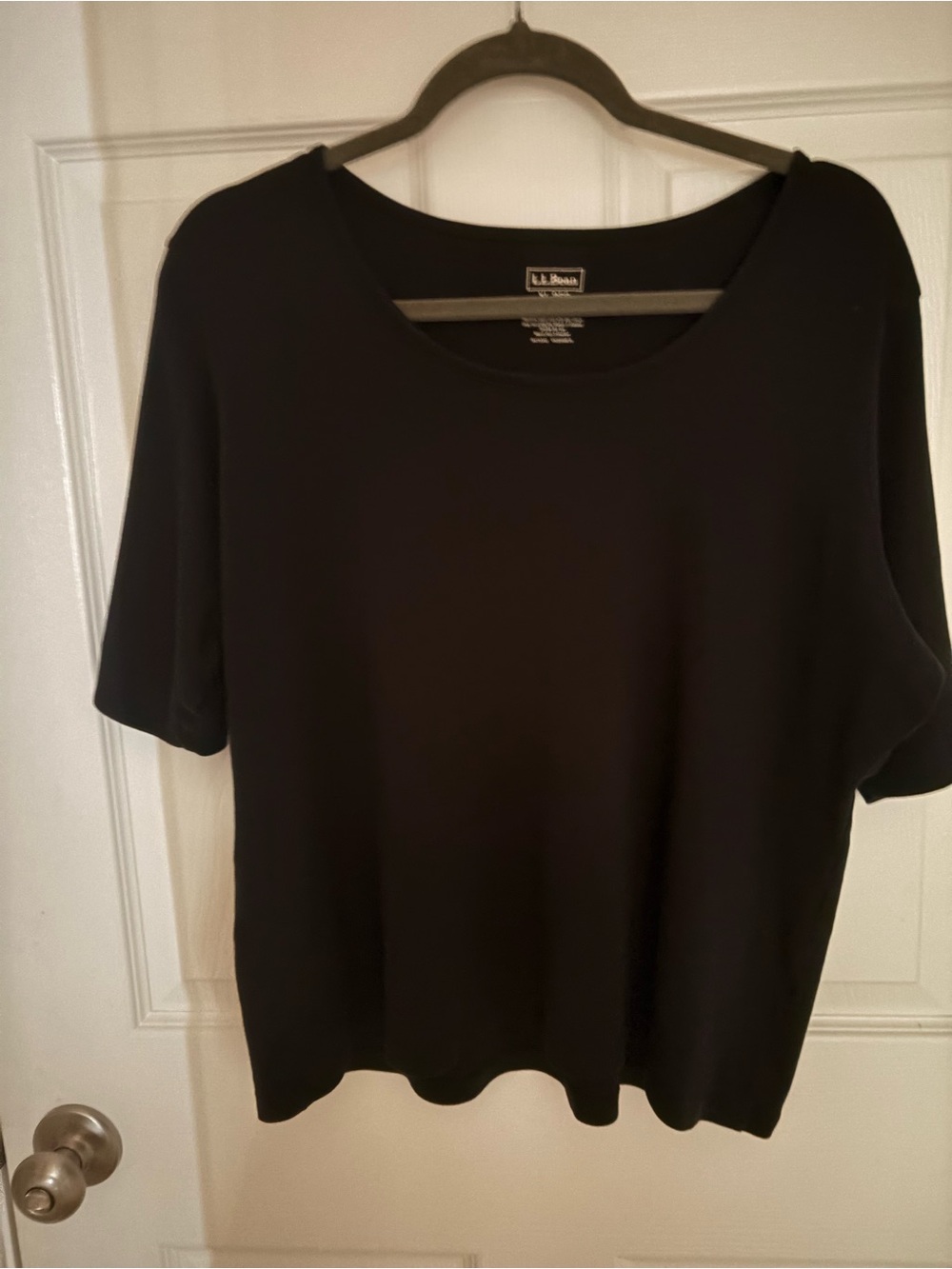L.L. Bean Womens Scoop neck plus 1X short sleeve prima cotton t-shirt black
